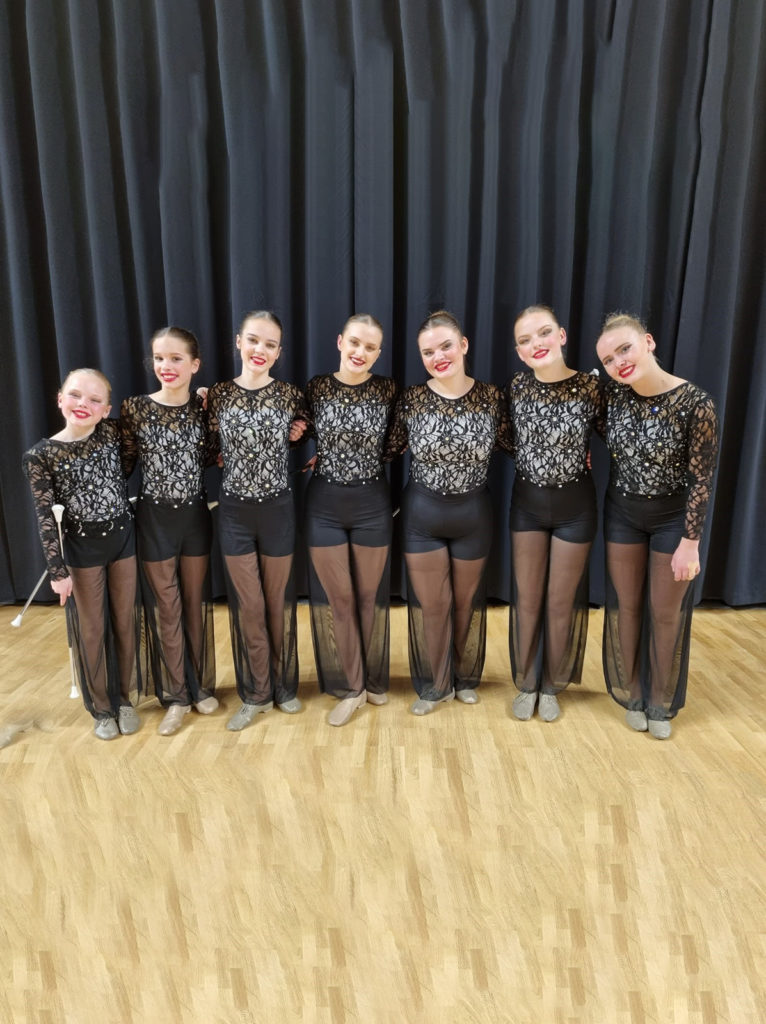 Junior danceteam intermediate 2