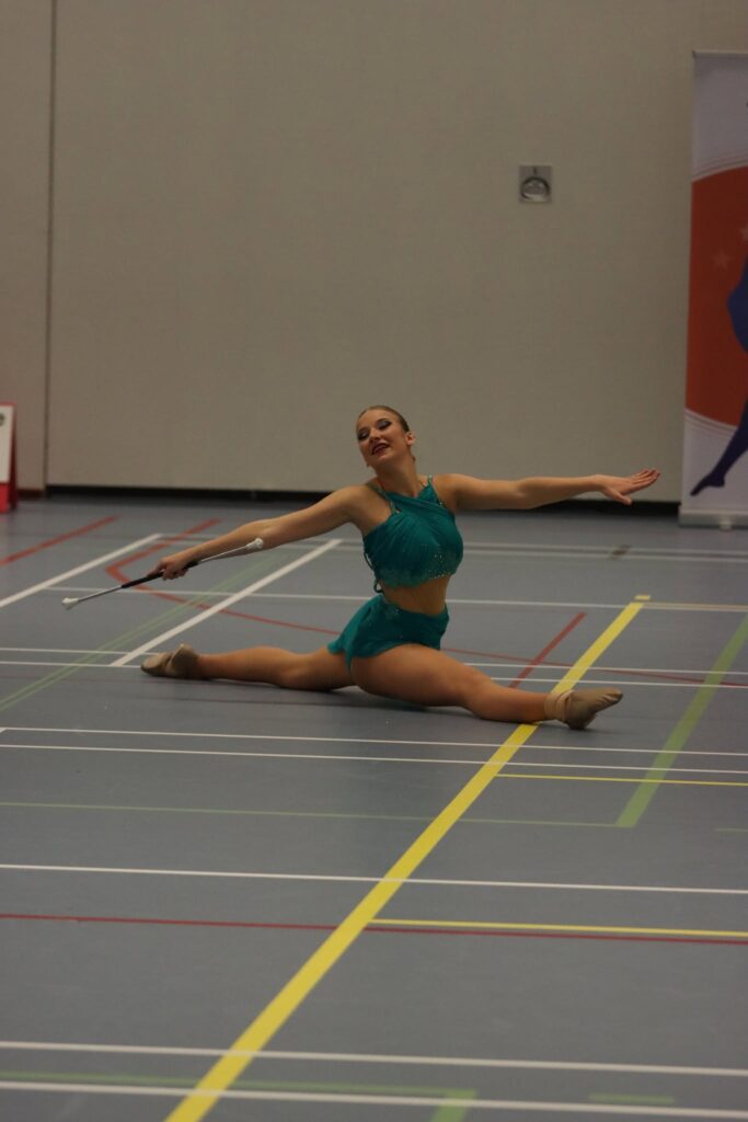 dance naomi