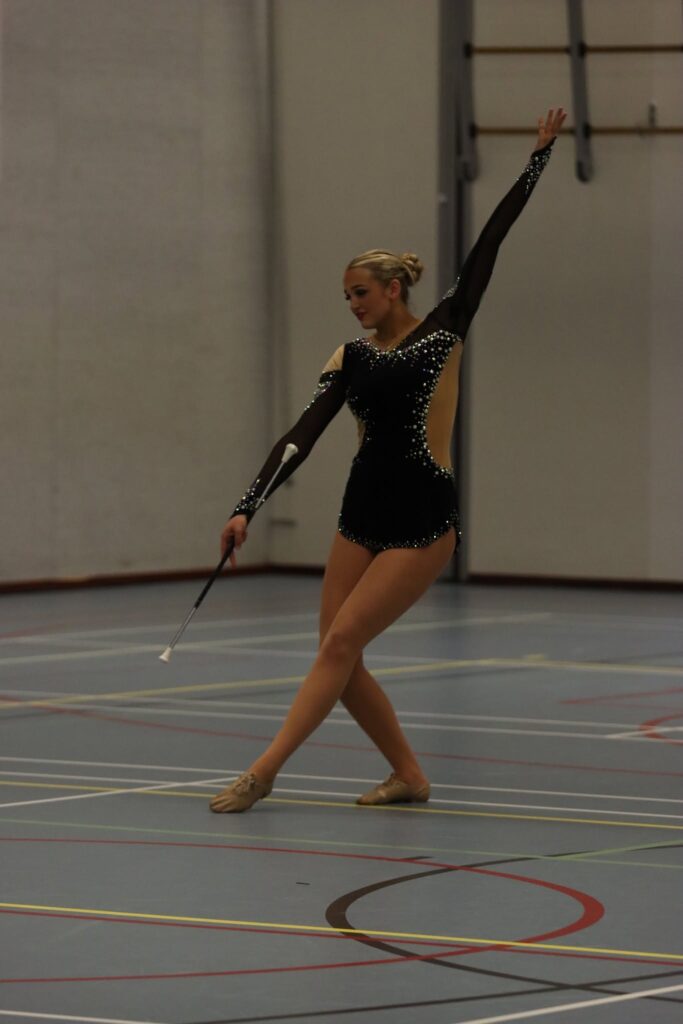 strut ashley